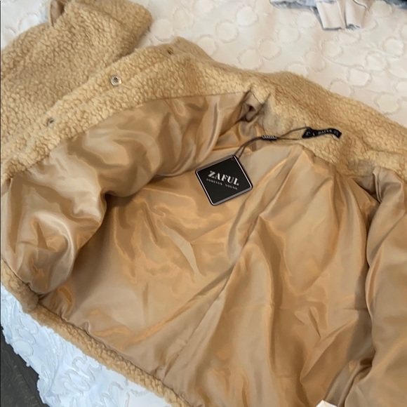 jacket - Picture 2 of 2